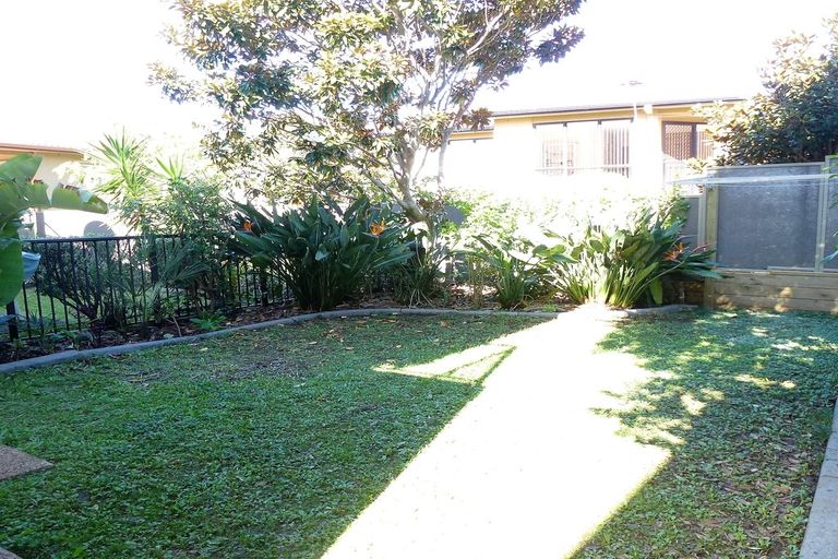 Photo of property in 42 Trimaran Drive, Gulf Harbour, Whangaparaoa, 0930