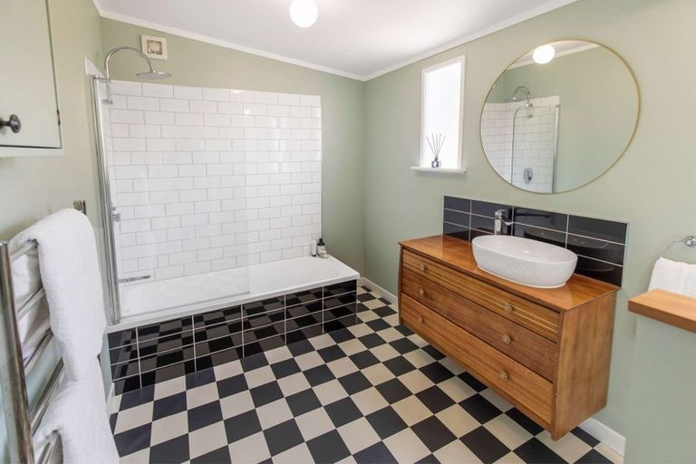 Photo of property in 3 Carlton Avenue, Gonville, Whanganui, 4501