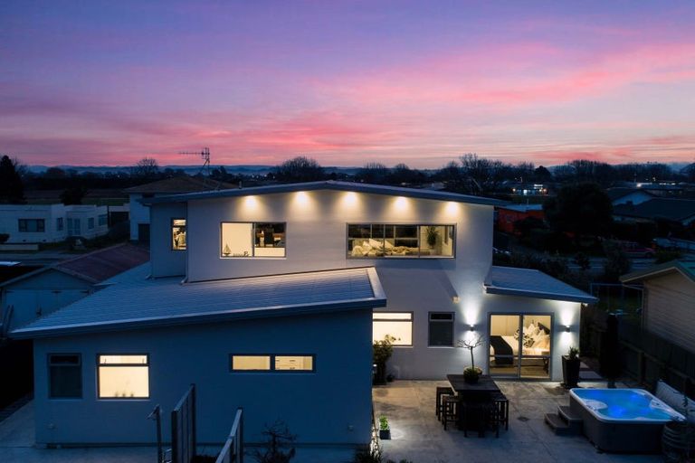 Photo of property in 86a Te Awa Avenue, Te Awa, Napier, 4110