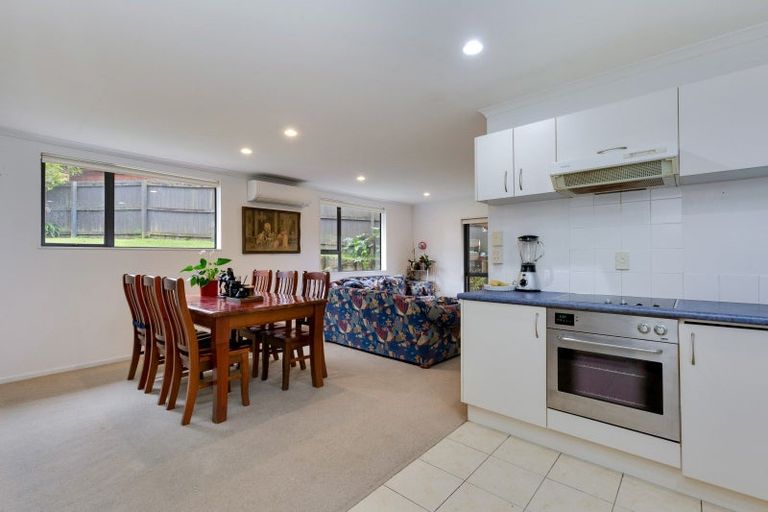 Photo of property in 30 Les Marston Place, Pukekohe, 2120