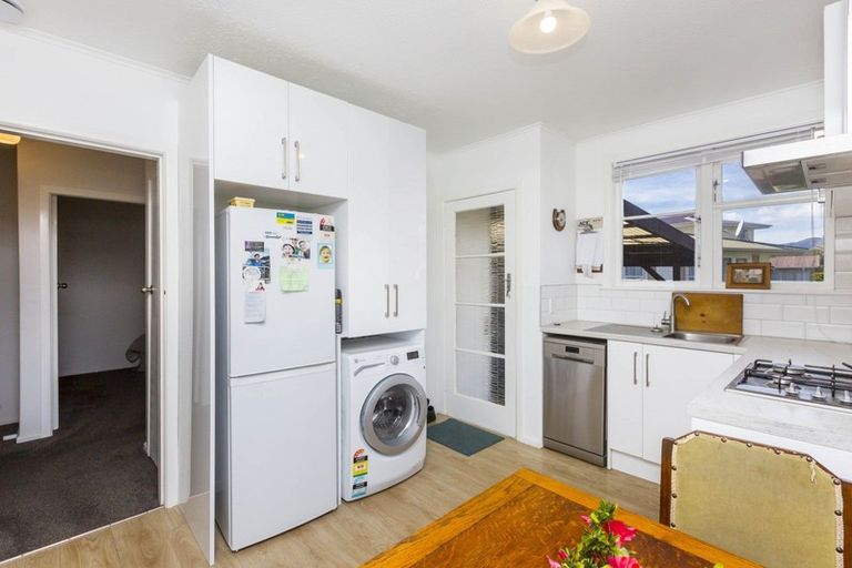 Photo of property in 1/19 Clouston Park Road, Clouston Park, Upper Hutt, 5018