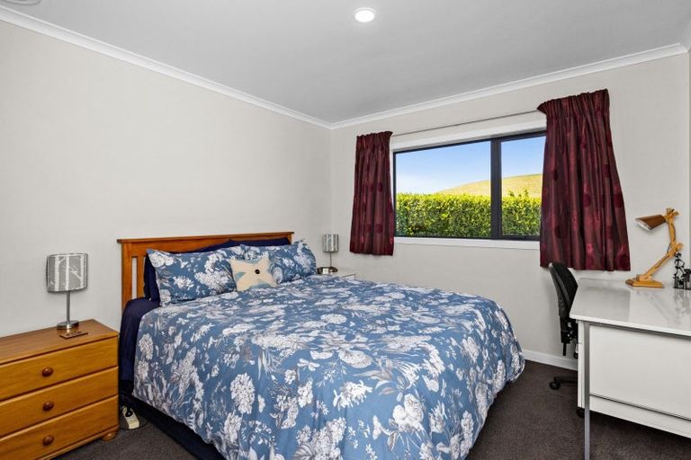 Photo of property in 22 Penrith Road, Poraiti, Napier, 4182