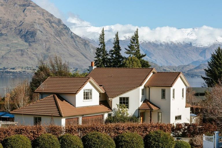 Photo of property in 49 Ridgecrest, Wanaka, 9305
