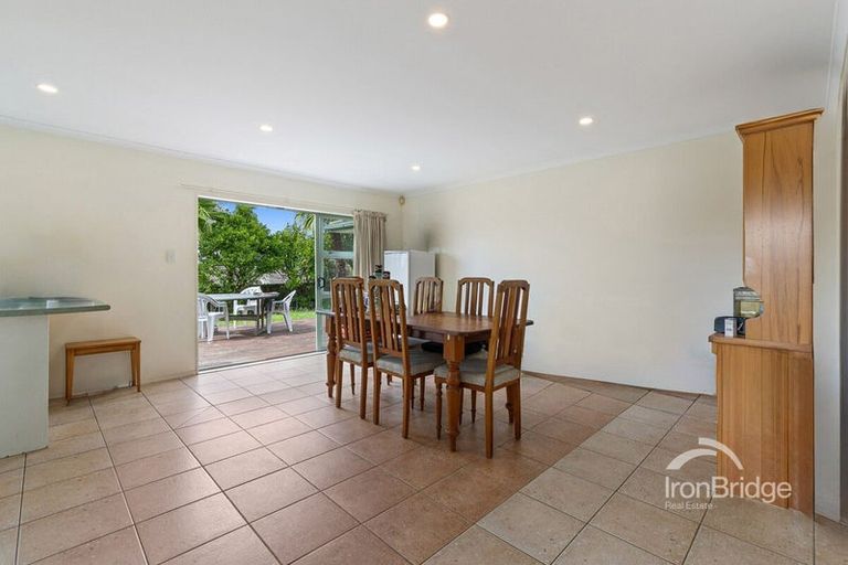 Photo of property in 7 Jadewynn Drive, Massey, Auckland, 0614