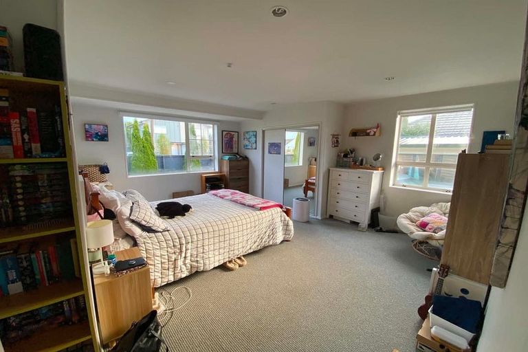 Photo of property in 176a Langdons Road, Northcote, Christchurch, 8052