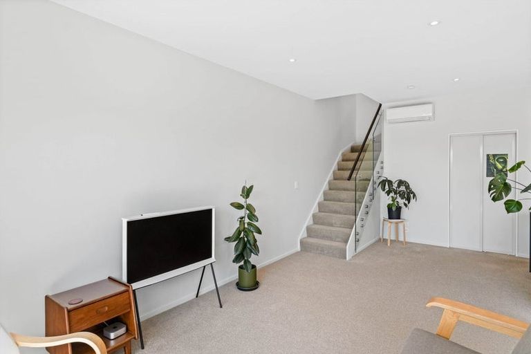 Photo of property in 8a Packard Crescent, Halswell, Christchurch, 8025