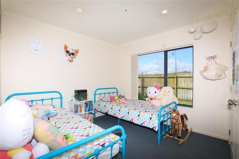 Photo of property in 2 Srah Place, East Tamaki, Auckland, 2013