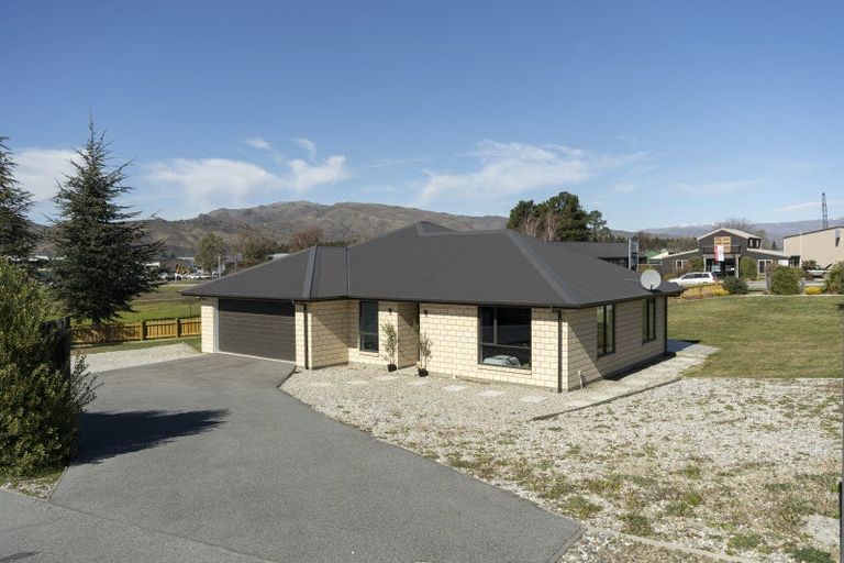 Photo of property in 35 Hosking Drive, Cromwell, 9310
