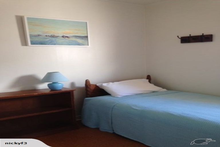 Photo of property in 24 Golf Road, Paraparaumu Beach, Paraparaumu, 5032