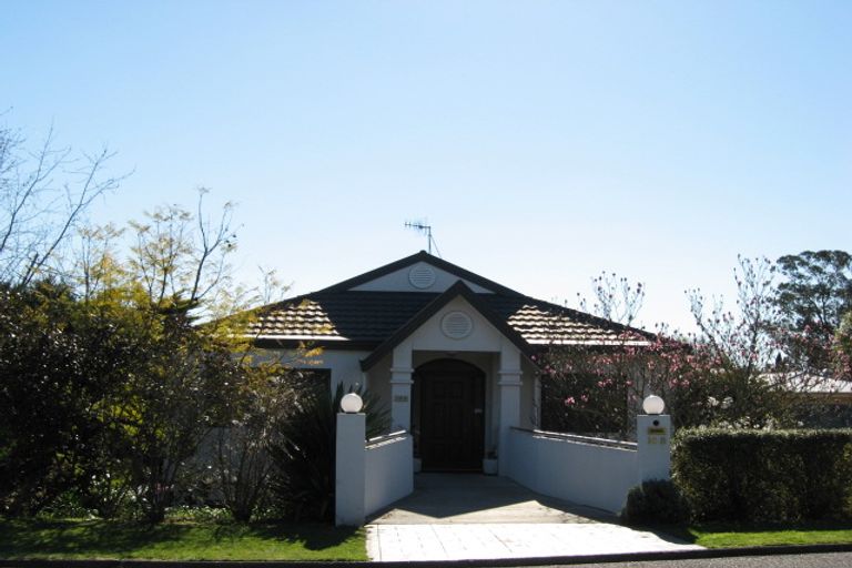 Photo of property in 10a Emerald Hill, Havelock North, 4130