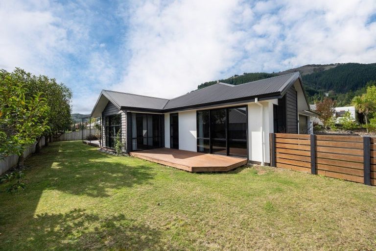 Photo of property in 70 Sanctuary Drive, Stoke, Nelson, 7011