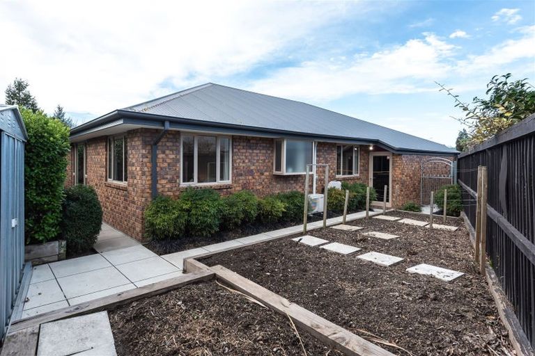 Photo of property in 371a Ilam Road, Bryndwr, Christchurch, 8053