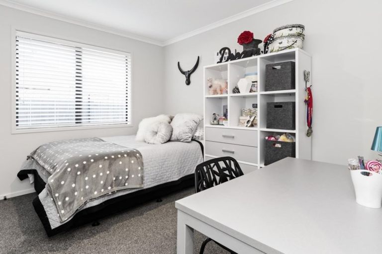 Photo of property in 15 Tuaia Street, Pyes Pa, Tauranga, 3112