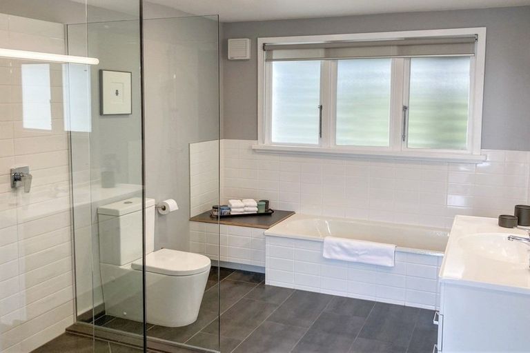 Photo of property in 29 Ferry Road, Martinborough, 5711