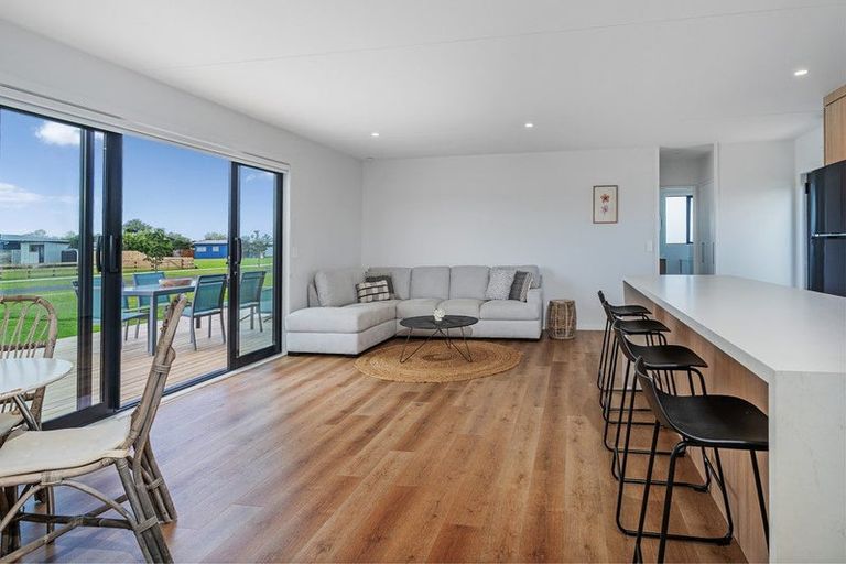 Photo of property in 290 Harbour Drive, Matarangi, Whitianga, 3592