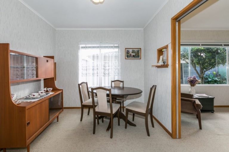 Photo of property in 3/203 Gloucester Street, Taradale, Napier, 4112