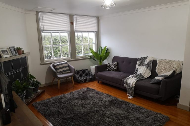 Photo of property in 150 Calliope Road, Stanley Point, Auckland, 0624