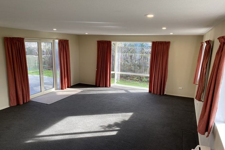 Photo of property in 41 Manor Place, Bryndwr, Christchurch, 8053