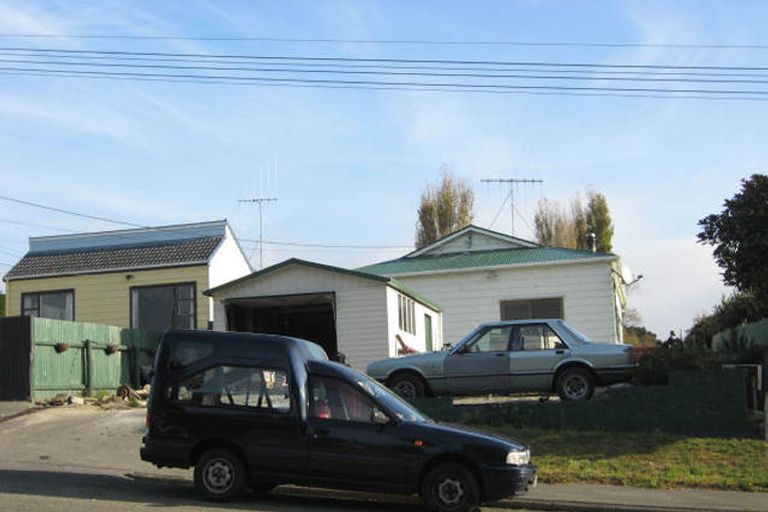 Photo of property in 30 Perth Street, South Hill, Oamaru, 9400