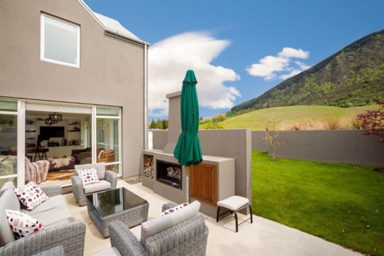Photo of property in Millbrook Resort, 2 Malaghans Ridge, Arrowtown, 9371