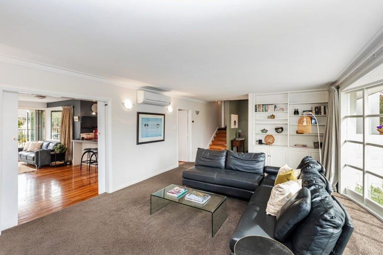 Photo of property in 90 Clyde Road, Ilam, Christchurch, 8041