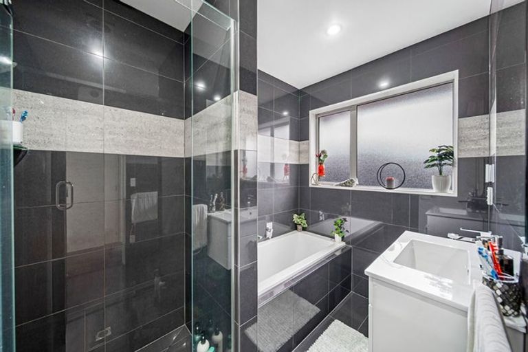 Photo of property in 10 Murphys Road, Halswell, Christchurch, 8025