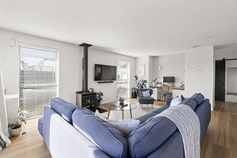 Photo of property in 39 George Street, Bulls, 4818