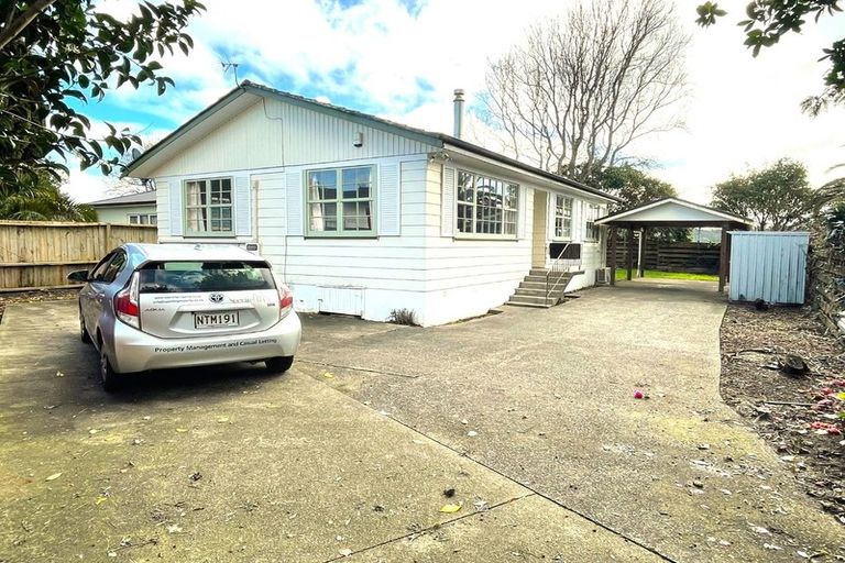 Photo of property in 15 Frostbite Place, Ranui, Auckland, 0612