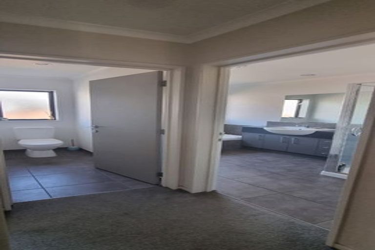 Photo of property in 43 Onslow Road, Lake Hayes, Queenstown, 9304