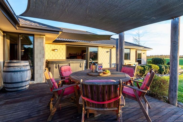 Photo of property in 797 Loburn Whiterock Road, Loburn, Rangiora, 7472
