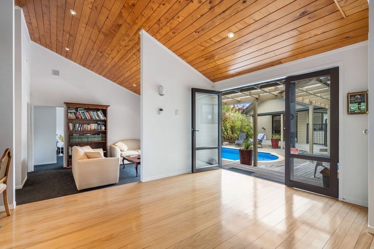 Photo of property in 76 Skudders Beach Road, Kerikeri, 0294