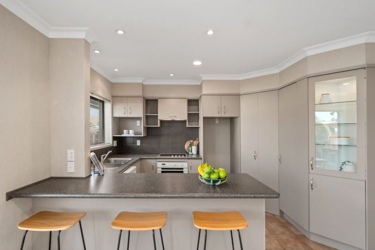 Photo of property in 2 Pemberton Crescent, Greerton, Tauranga, 3112