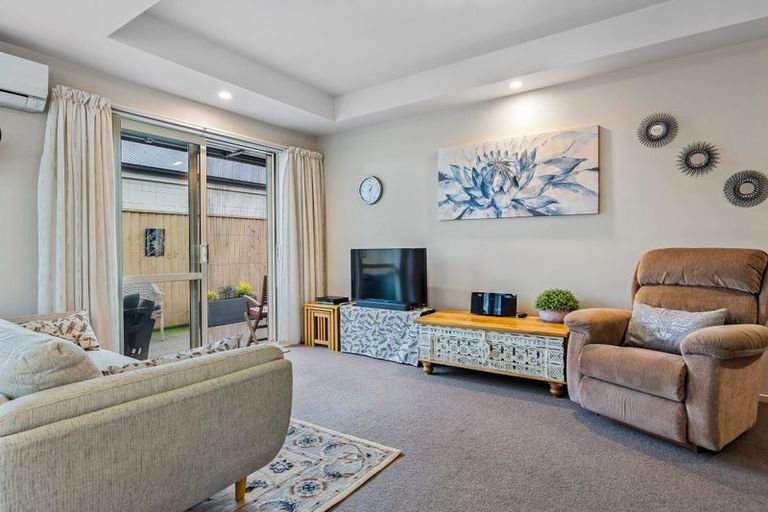 Photo of property in 1/158 Harewood Road, Papanui, Christchurch, 8053