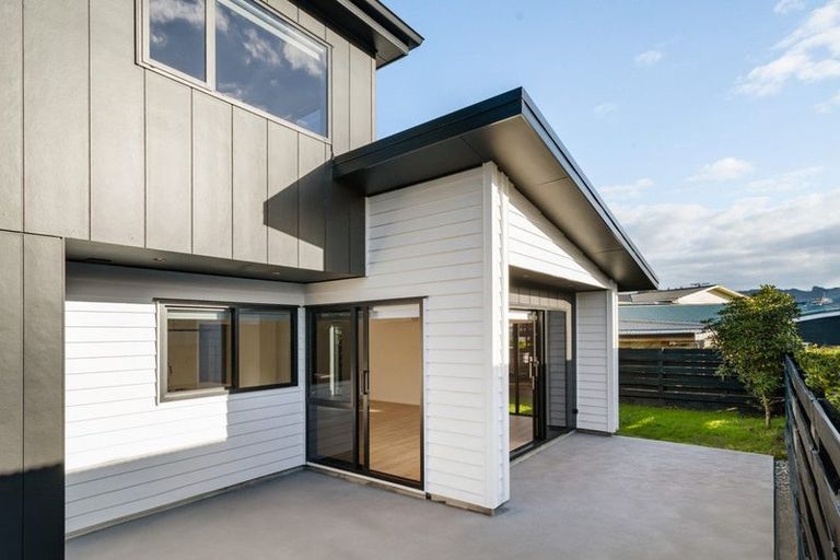 Photo of property in 100b Dillon Street, Waihi Beach, 3611