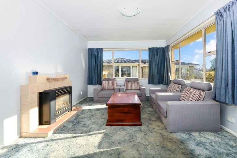 Photo of property in 22 Keats Crescent, Enderley, Hamilton, 3214