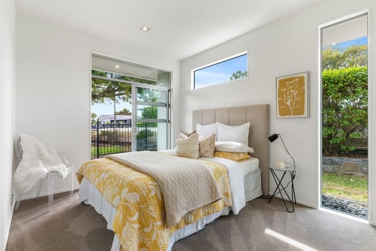 Photo of property in 80 Bleakhouse Road, Howick, Auckland, 2014