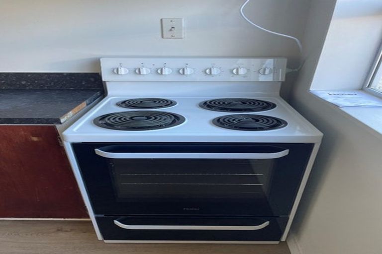 Photo of property in 2/46 Grenville Street, Waltham, Christchurch, 8011