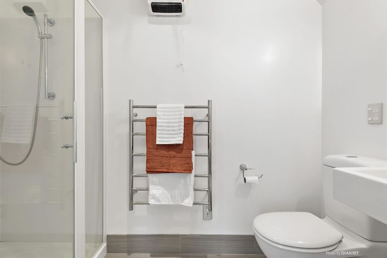 Photo of property in 65 Saddleback Grove, Karori, Wellington, 6012