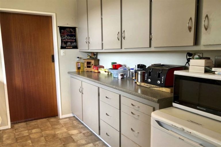 Photo of property in 23 Galway Street, Grasmere, Invercargill, 9810