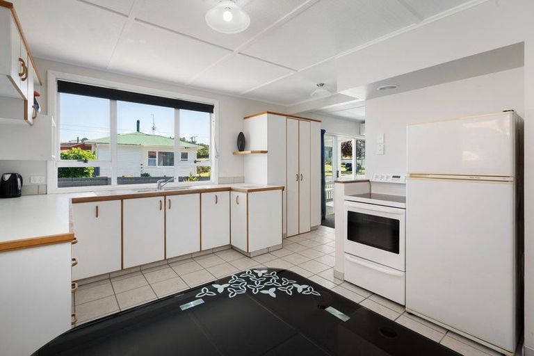 Photo of property in 28 Towers Street, Paeroa, 3600