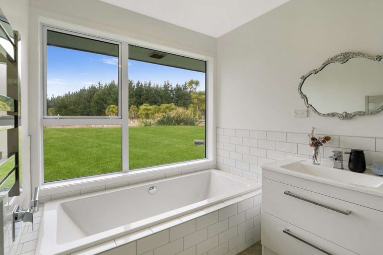 Photo of property in 38 Kanuka Drive, Waitarere, Levin, 5510