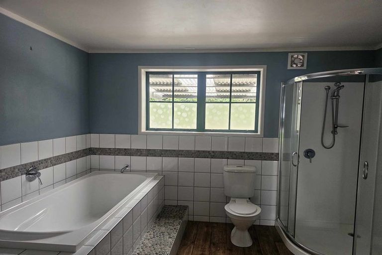 Photo of property in 42 Walker Road West, Aongatete, 3178