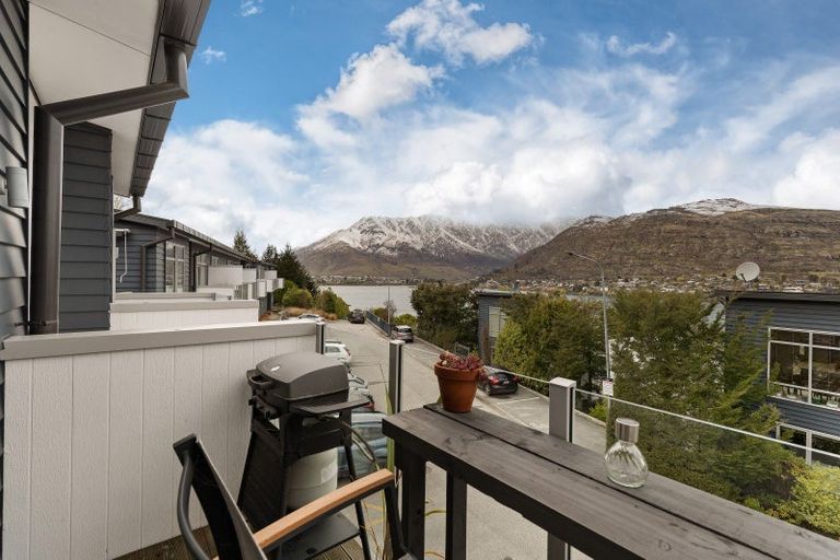 Photo of property in Greenstone Terraces, 17/716 Frankton Road, Queenstown, 9300