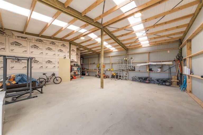 Photo of property in 1365 Rongotea Road, Kairanga, Palmerston North, 4475