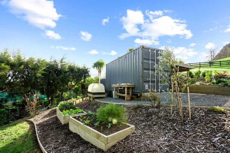 Photo of property in 6 Lort Point Lane, Whangarei Heads, Whangarei, 0174