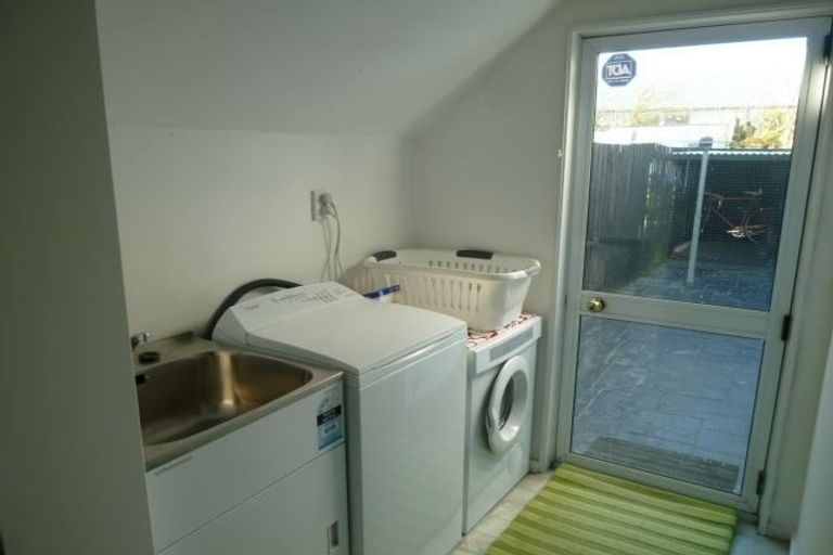 Photo of property in 1/148 Memorial Avenue, Burnside, Christchurch, 8053