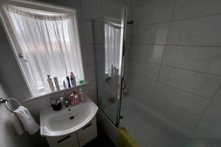 Photo of property in 1137 Heaphy Terrace, Fairfield, Hamilton, 3214