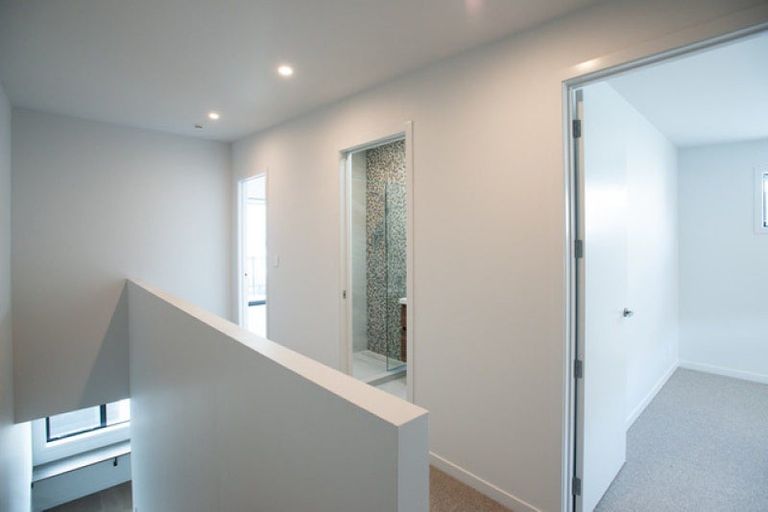 Photo of property in 19 Memorial Way, Tauranga, 3110