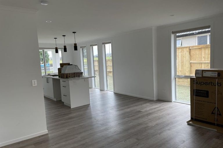 Photo of property in 6 Hauhake Lane, Omokoroa, 3114