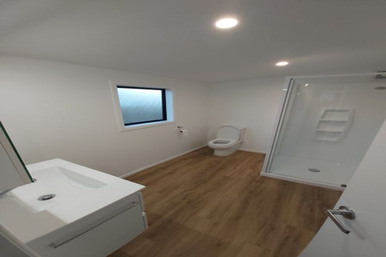 Photo of property in 6 Queens Road, Glen Avon, New Plymouth, 4312